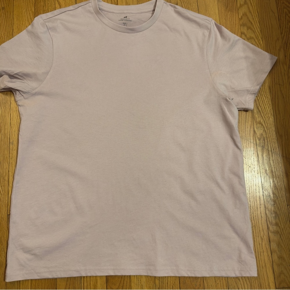 H&M LARGE Classic Men's T-Shirt in Light Pink